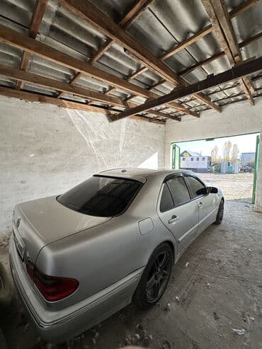 срочно продам авто в связи с переездом: Mercedes-Benz E-Class: 2000 г., 3.2 л, Автомат, Бензиновая, Седан — 5