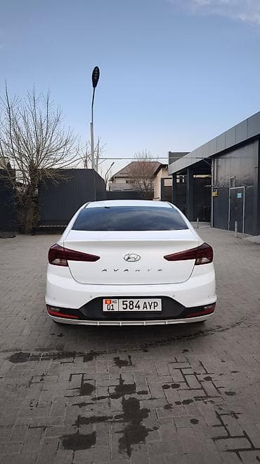 Продажа авто: Hyundai Avante: 2019 г., 1.6 л, Автомат, Газ, Седан — 4