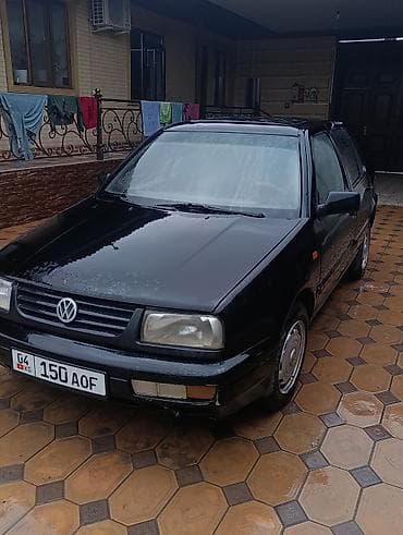жугили 04: Volkswagen Vento: 1992 г., 1.8 л, Механика, Бензин, Седан — 4