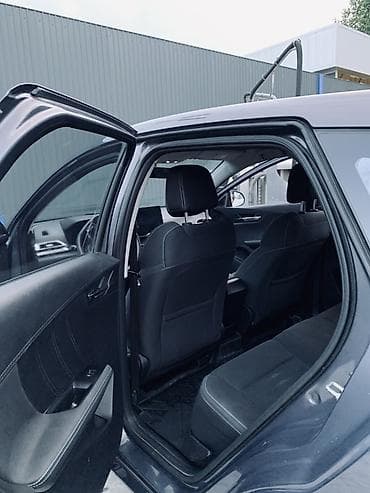 byd leopard 3: BYD E2: 2021 г., Автомат, Электромобиль, Седан — 9