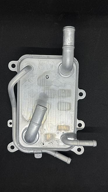 жидкость: Масляный радиатор Hyundai 2020 г., Новый, Оригинал — 1