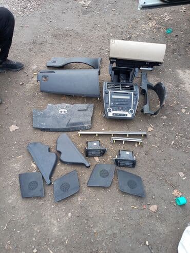 купить форанер в бишкеке: Борбордук консоль Toyota 2017 г., Колдонулган, Оригинал, АКШ — 3