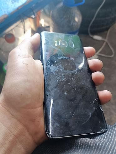Samsung s8 на запчасти, зарядку видит, экран загорается