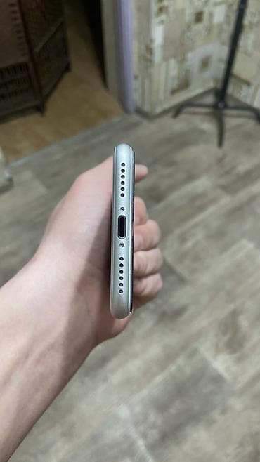 Redmi: IPhone 8, 256 ГБ, Защитное стекло, Чехол, 100 % — 6