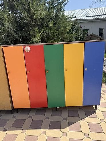 Детская мебель для раздевалки и групповой комнаты. Состав: -