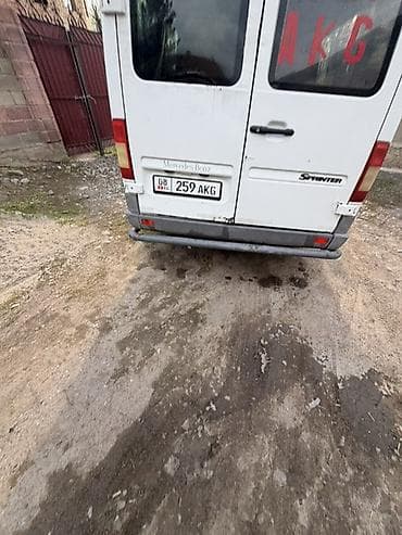 мотоблок сатылат: Mercedes-Benz Спринтер: 2002 г., 2.2 л, Бус — 4