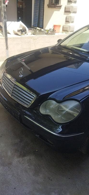 Транспорт: Mercedes-Benz C-Class: 2005 г., 1.8 л, Автомат, Бензин, Седан — 3