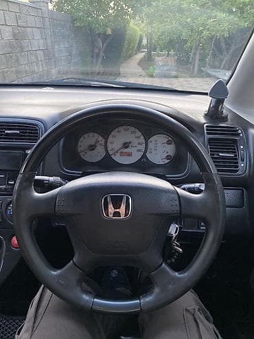 mers 212: Honda Stream: 2003 г., 2 л, Автомат, Бензин, Минивэн — 5