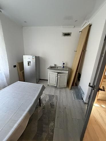 Кыймылсыз мүлк: 50 м², 2 бөлмө, Үй-бүлөлүүлөргө — 7