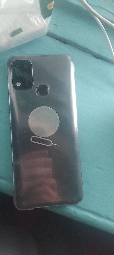 poco c7: Infinix Hot 10 Play, Б/у, 64 ГБ, цвет - Черный, 2 SIM — 4