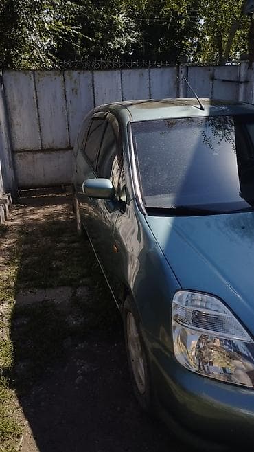 портер 2 салон: Honda Stream: 2001 г., 2 л, Механика, Бензин, Минивэн — 7
