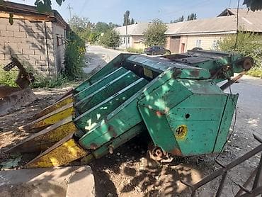 Кукурузная жатка, от 3 метров, Б/у — 3