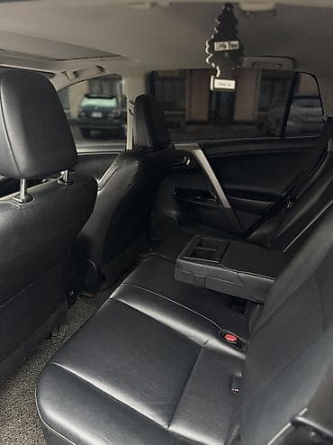 ravon r4: Toyota RAV4: 2016 г., 2.5 л, Гибрид — 6