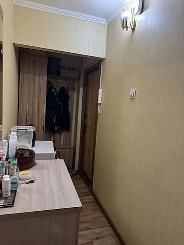 8: 1 комната, 33 м², 8 мкр 104 серия, 3 этаж — 2