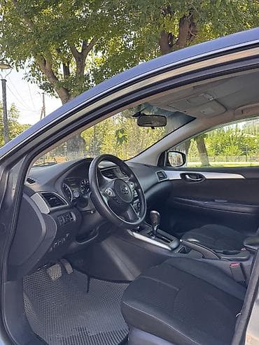 Nissan Sentra: 2018 г., 1.8 л, Автомат, Бензин, Седан — 4