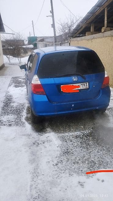 багажник фита: Honda Fit: 2003 г., 1.3 л, Автомат, Бензин, Хэтчбэк — 5