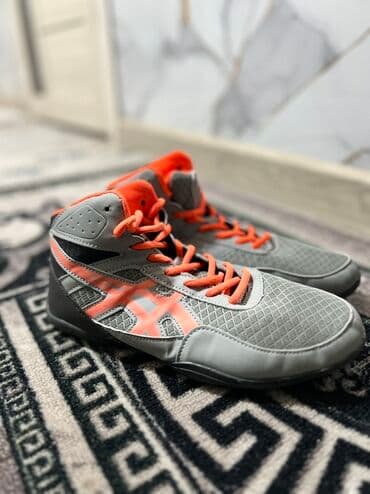 Киреге берилүүчү кийимдер: Борцовки Asics - Модель: средневысокий силуэт для борьбы/грэпплинга - — 2