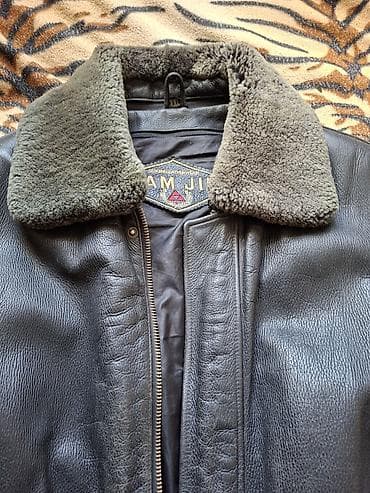Мужская кожаная куртка с мехом (бренд AM JI), размер XXL. на 52-54