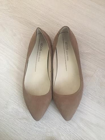 Продаю остроносые балетки ECCO, размер 6-6,5 европейский 37 (маломерят at lalafo.kg Продаю остроносые балетки ECCO, размер 6-6,5 европейский 37 (маломерят