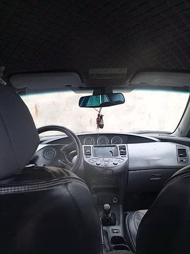 Nissan Primera: 2003 г., 1.8 л, Ручные, Бензин, Седан