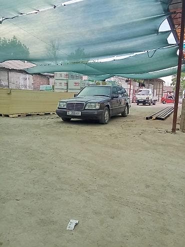 Mercedes-Benz W124: 1994 г., 2.8 л, Автомат, Бензин, Седан — 6
