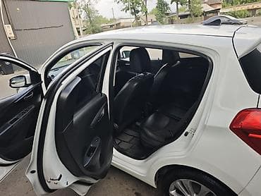 kyrgyz: Chevrolet Spark: 2017 г., 1 л, Вариатор, Бензин, Хэтчбэк — 7