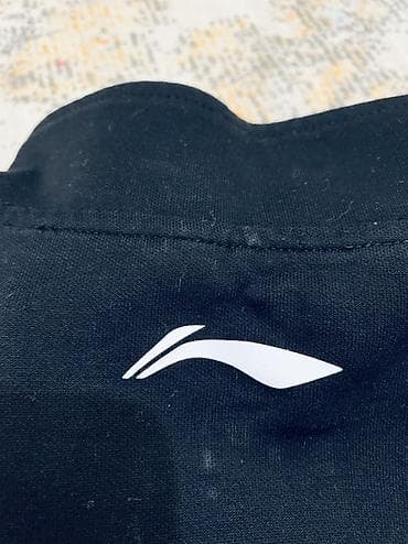 олимпийка: Спортивная кофта Li-Ning одевал два месяца не воняет нет запаха — 2