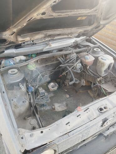 купить фары на ниву: Volkswagen Golf: 1988 г., 1.8 л, Механика, Хэтчбэк — 3