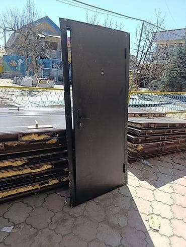 Металлические входные двери с коробом В наличии 25 шт Осталось 13 шт