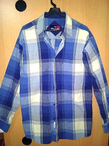 Скупка золота и ювелирных изделий: 2 новые рубашки, джинсовая (металлические пуговицы-болты) и плотная — 2