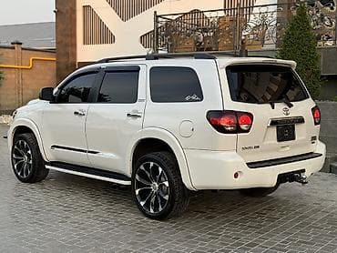 рядом речка: Toyota Sequoia: 2008 г., Автомат, Бензин, Внедорожник — 5