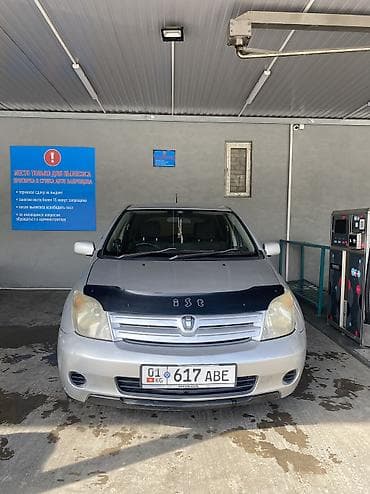 Toyota Ist: 2003 г., 1.3 л, Автомат, Бензин, Хэтчбэк