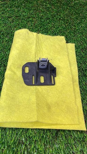 e90: Крепление фары Bmw 3-Series E90 переднее левое Марка: BMW Модель — 2