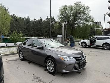rf 2: Toyota Camry: 2017 г., 2.5 л, Вариатор, Гибрид, Седан — 3