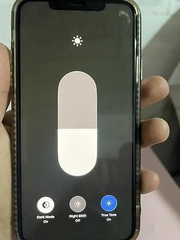 iphone 17 pro mac: IPhone 11 Pro Max, Б/у, 64 ГБ, Space Gray, Чехол, 87 % — 8
