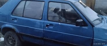 Volkswagen Golf: 1984 г., 1.6 л, Механика, Бензин, Хэтчбэк — 1