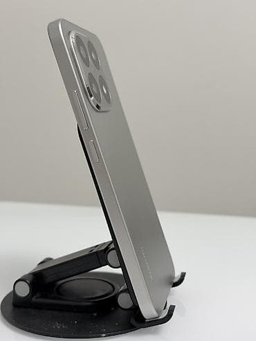 xiaom: Xiaomi, 15, Б/у, 512 ГБ, цвет - Серебристый, 2 SIM — 2