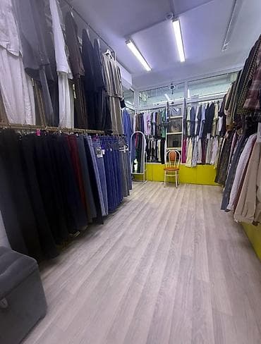 туалетный столик с зеркалом бу: Срочно продается бутик 18м2 с оборудованием + право аренды 🛍️ цена-170 — 3