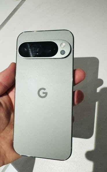 Google Pixel 9 Pro, Б/у, 512 ГБ, цвет - Серебристый, 1 SIM, eSIM
