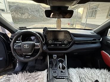 машины джип: Toyota Highlander: 2021 г., Кроссовер — 7