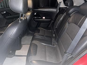 авто на российском номере: Kia Niro: 2017 г., 1.6 л, Типтроник, Гибрид, Кроссовер — 8