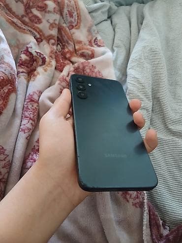 монитор с камерой заднего вида: Samsung Galaxy S25+, 256 ГБ, цвет - Черный — 3