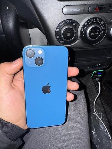 IPhone 13, Б/у, 128 ГБ, Синий, Кабель, 68 %