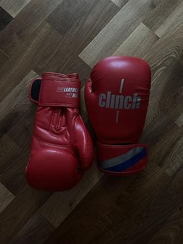 боксёр: Боксёрские перчатки Clinch, красные (10 oz) - Материал: Flex Leather — 2