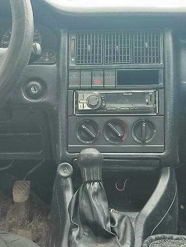 авто прода: Audi 80: 1992 г., 2.3 л, Механика, Бензин, Седан — 9