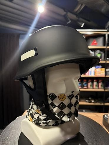 ман голова: Мотошлем — 1