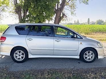 буд е 2: Toyota Ipsum: 2002 г., 2.4 л, Автомат, Бензин, Минивэн — 2