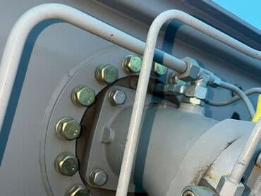 на железных номерах: Автокран, Zoomlion, 2023 г., от 30 м — 10