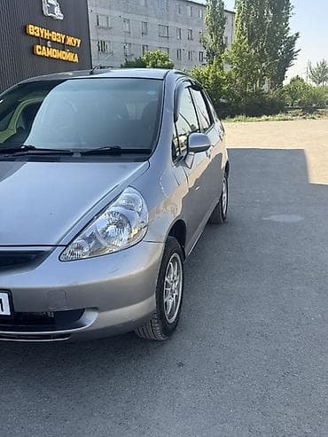 gilera runner: Honda Fit: 2003 г., 1.5 л, Автомат, Бензин, Хэтчбэк — 2