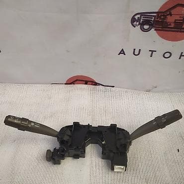 step 2: Подрулевой переключатель для TOYOTA Celsior (XF30) 3UZ‑FE, 2002 г. - — 1